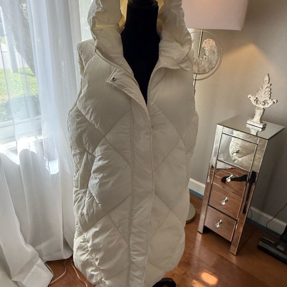 Sam Edelman Cream Quilted Hooded Vest